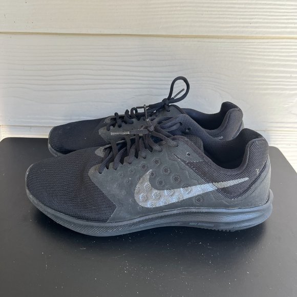 Nike Men's Downshifter 7 Running Shoes Sneakers Size 10 Style 852459-001 - Picture 7 of 13
